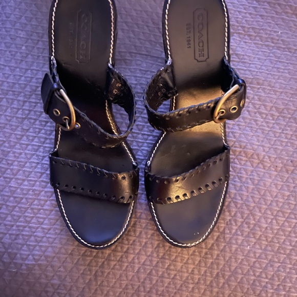 Coach Sandals genuine leather size 8 - Picture 3 of 3